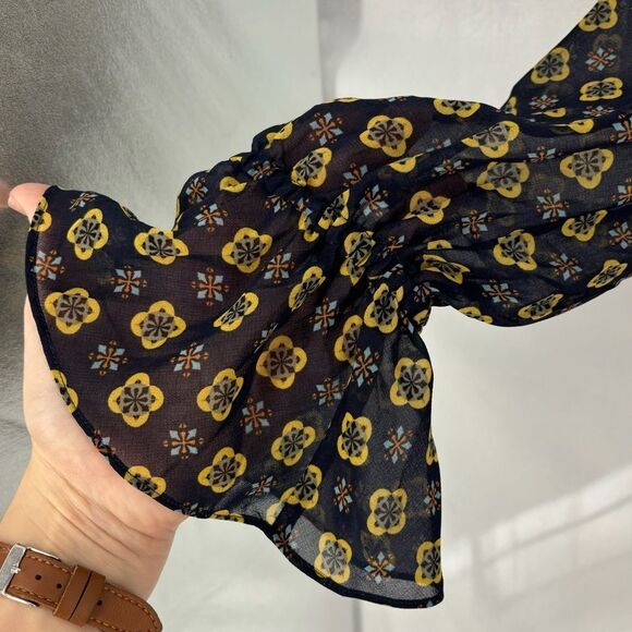 Cabi Sheer Navy Gold Geometric Print Button Front Long Sleeve Blouse XS - Picture 8 of 11